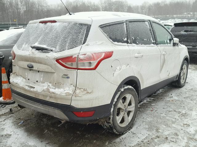 1FMCU9GX3EUB21271 - 2014 FORD ESCAPE SE WHITE photo 4