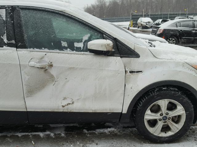 1FMCU9GX3EUB21271 - 2014 FORD ESCAPE SE WHITE photo 9