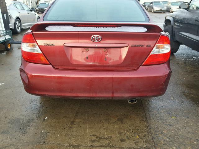 JTDBE32K120066487 - 2002 TOYOTA CAMRY LE MAROON photo 9