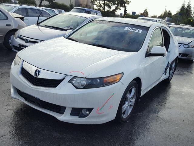 JH4CU26629C030765 - 2009 ACURA TSX WHITE photo 2