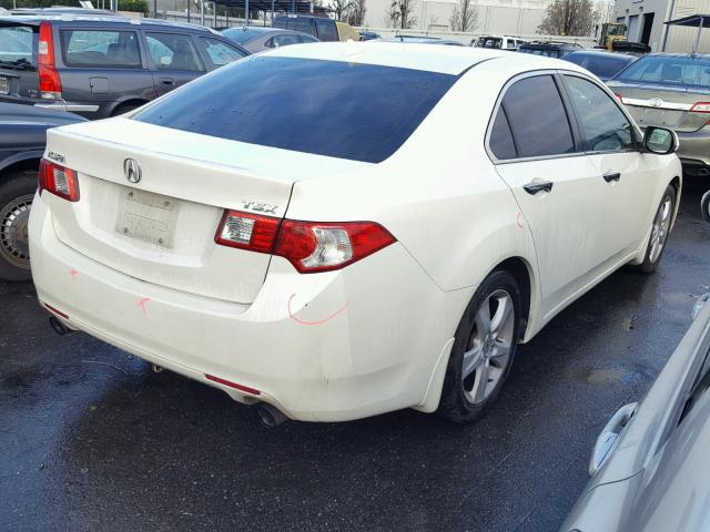 JH4CU26629C030765 - 2009 ACURA TSX WHITE photo 4