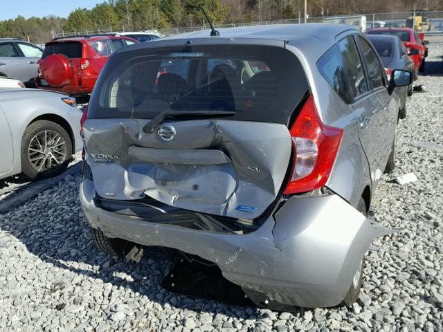 3N1CE2CP9FL412175 - 2015 NISSAN VERSA NOTE GRAY photo 9