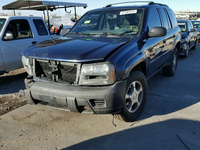 1GNDT13S172170000 - 2007 CHEVROLET TRAILBLAZE BLUE photo 2