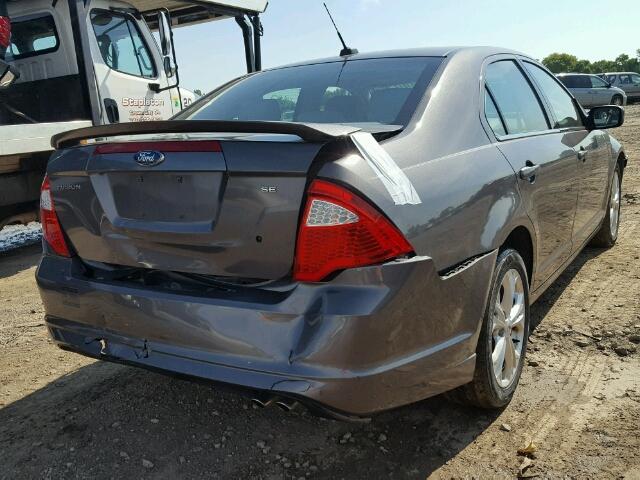 3FAHP0HA2CR230127 - 2012 FORD FUSION SE GRAY photo 4