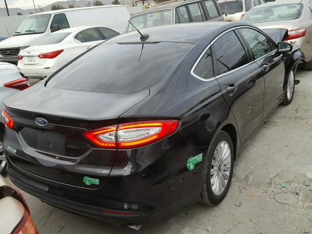 3FA6P0PU2FR147353 - 2015 FORD FUSION SE BLACK photo 4