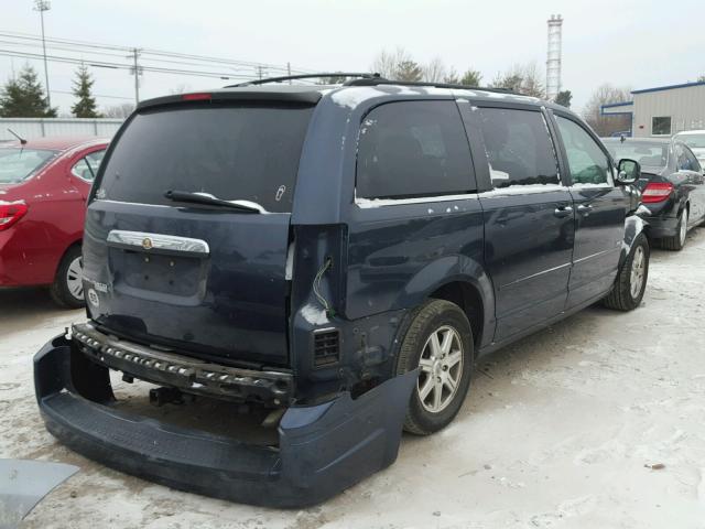 2A8HR54P28R793003 - 2008 CHRYSLER TOWN & COU BLUE photo 4