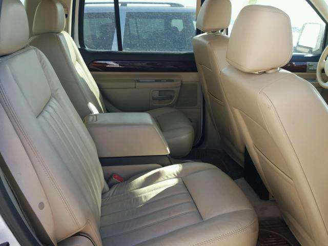 5LMEU68H85ZJ19028 - 2005 LINCOLN AVIATOR 白色 照片 6