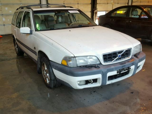 YV1LZ56D9X2622485 - 1999 VOLVO XC70 WHITE photo 1