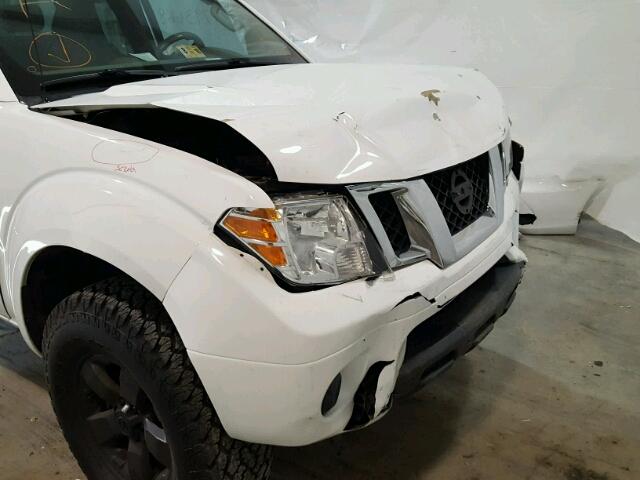 1N6AD0CW3CC418027 - 2012 NISSAN FRONTIER S WHITE photo 9