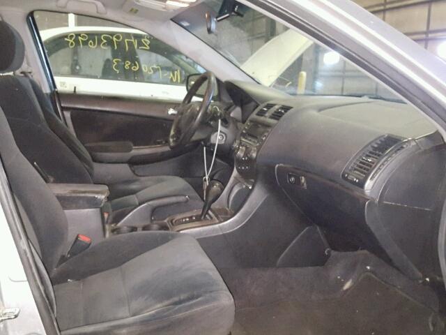 1HGCM56694A013521 - 2004 HONDA ACCORD EX SILVER photo 5