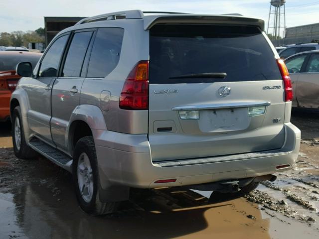 JTJBT20X830009037 - 2003 LEXUS GX 470 SILVER photo 3