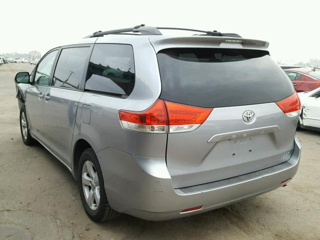 5TDKK3DC9BS129377 - 2011 TOYOTA SIENNA LE SILVER photo 3