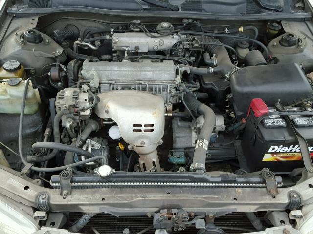 4T1BG22K7WU322632 - 1998 TOYOTA CAMRY CE TAN photo 7