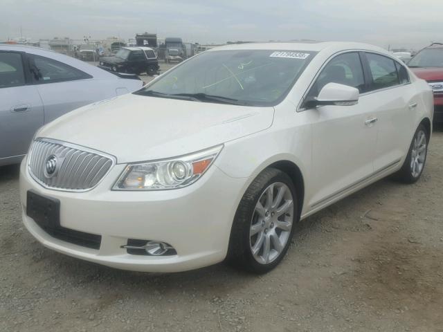 1G4GJ5G34CF206623 - 2012 BUICK LACROSSE T WHITE photo 2