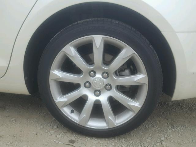 1G4GJ5G34CF206623 - 2012 BUICK LACROSSE T WHITE photo 9