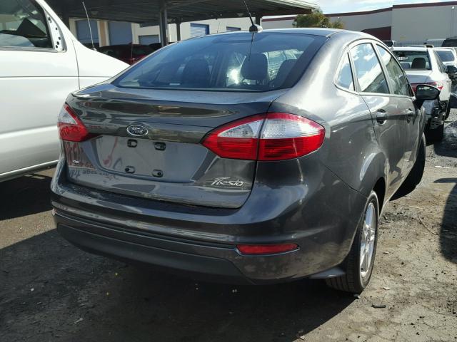 3FADP4BJ9HM144753 - 2017 FORD FIESTA SE GRAY photo 4