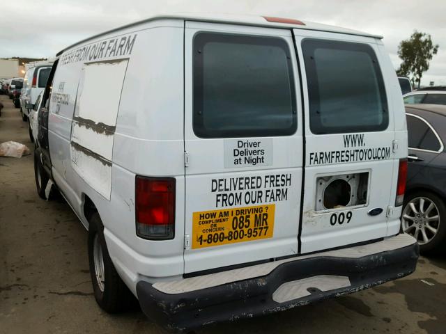 1FTRE14233HB56954 - 2003 FORD ECONOLINE WHITE photo 3