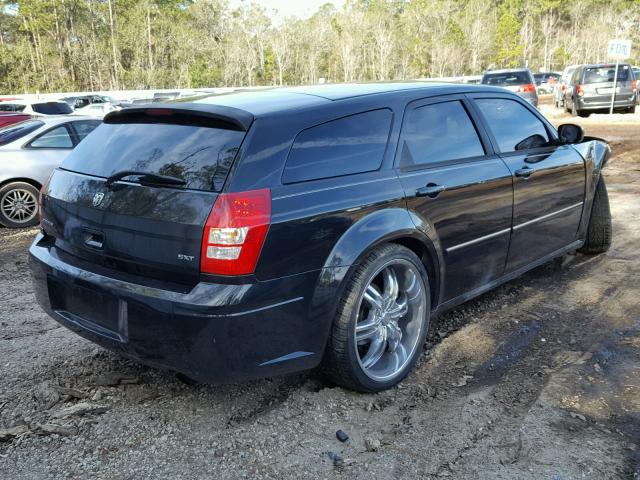 2D4FV47V06H204423 - 2006 DODGE MAGNUM SXT BLACK photo 4