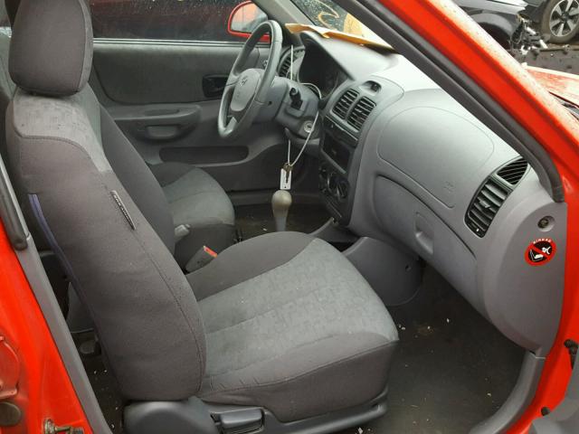 KMHCG45C65U672630 - 2005 HYUNDAI ACCENT GL RED photo 5