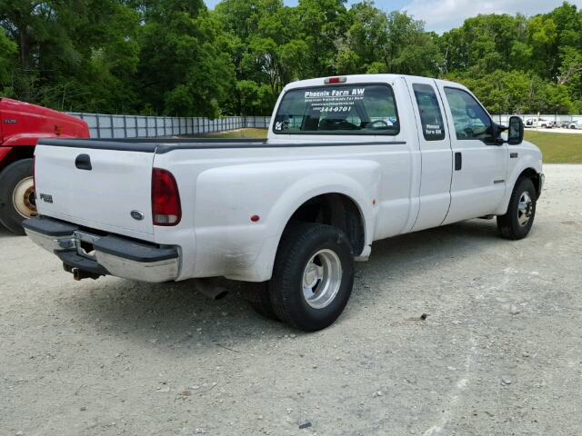 1FTWX32F91EC44081 - 2001 FORD F350 WHITE photo 4