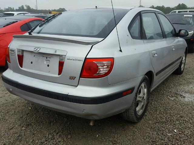 KMHDN56D44U104950 - 2004 HYUNDAI ELANTRA GL GRAY photo 4