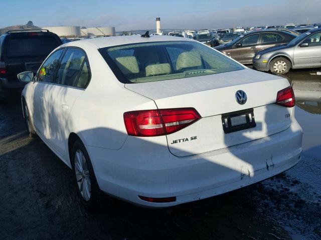 3VWD17AJ0FM332019 - 2015 VOLKSWAGEN JETTA SE WHITE photo 3