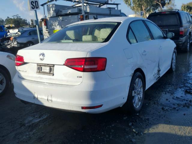 3VWD17AJ0FM332019 - 2015 VOLKSWAGEN JETTA SE WHITE photo 4