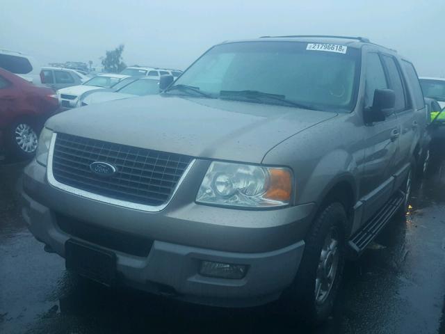 1FMPU16W03LA24320 - 2003 FORD EXPEDITION BEIGE photo 2