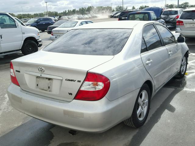 4T1BA32K14U502886 - 2004 TOYOTA CAMRY SE SILVER photo 4