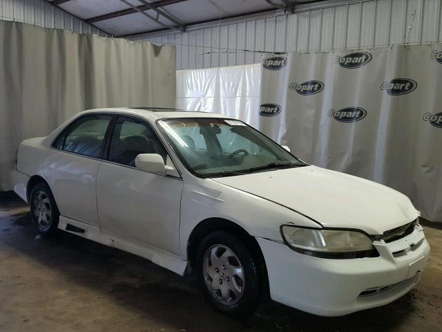 1HGCG5640XA107488 - 1999 HONDA ACCORD LX WHITE photo 1