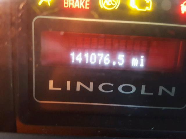 5LMFU28567LJ07534 - 2007 LINCOLN NAVIGATOR WHITE photo 8