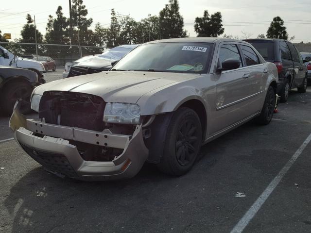 2C3KA43R28H180035 - 2008 CHRYSLER 300 LX TAN photo 3