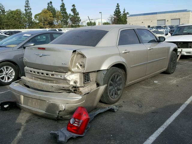 2C3KA43R28H180035 - 2008 CHRYSLER 300 LX TAN photo 4