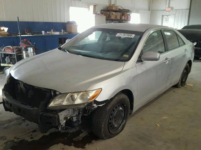 JTNBK46K973023929 - 2007 TOYOTA CAMRY NEW SILVER photo 2