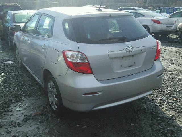 2T1KU4EEXBC738664 - 2011 TOYOTA COROLLA MA SILVER photo 3