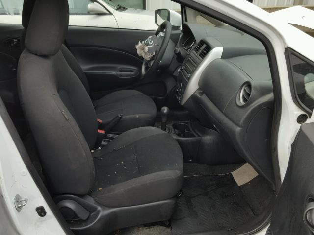 3N1CE2CP8FL426276 - 2015 NISSAN VERSA NOTE WHITE photo 5