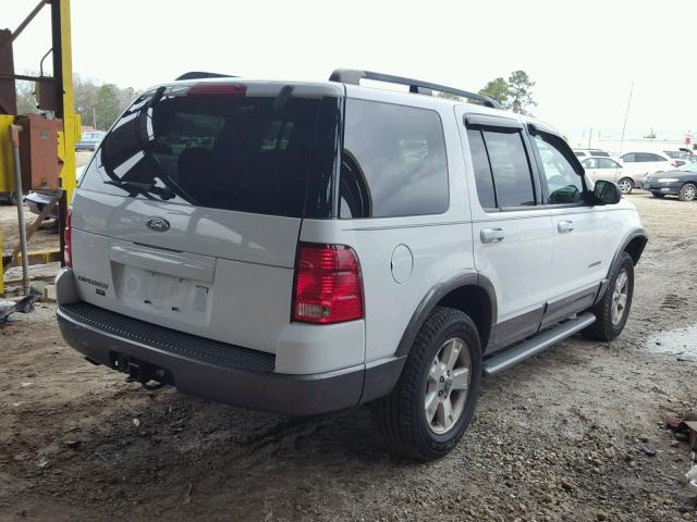 1FMZU63K24UA75272 - 2004 FORD EXPLORER X WHITE photo 4