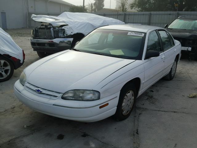 2G1WL52M8V9241907 - 1997 CHEVROLET LUMINA BAS თეთრი ფოტო 2