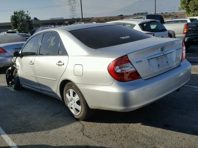 4T1BE32K94U925526 - 2004 TOYOTA CAMRY LE SILVER photo 3