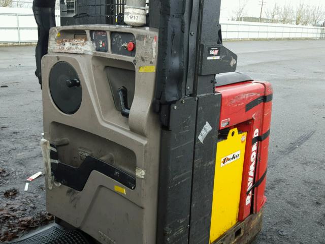 00000000000035980 - 2006 RAYM FORKLIFT TWO TONE photo 5