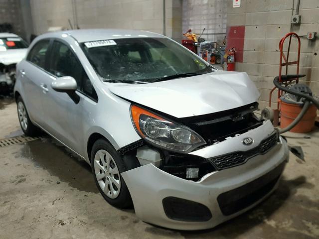 KNADM5A3XE6352404 - 2014 KIA RIO LX Արծաթագույն լուսանկար 1