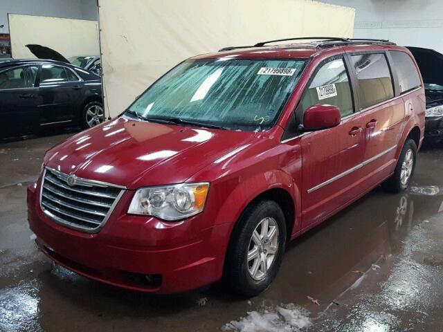 2A8HR54159R525964 - 2009 CHRYSLER TOWN & COU RED photo 2