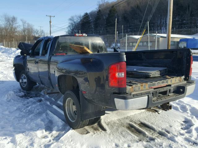 1GCJC39K88E217103 - 2008 CHEVROLET SILVERADO BLACK photo 3