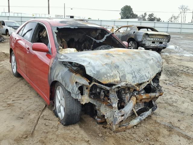 4T1BF3EK0BU162351 - 2011 TOYOTA CAMRY BASE RED photo 1