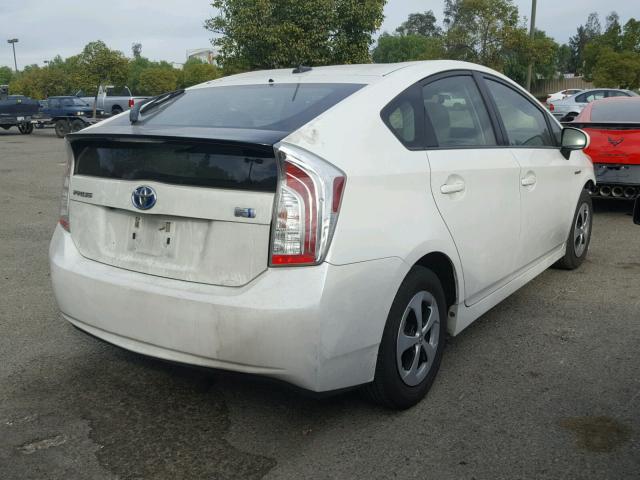 JTDKN3DU0C5405890 - 2012 TOYOTA PRIUS WHITE photo 4