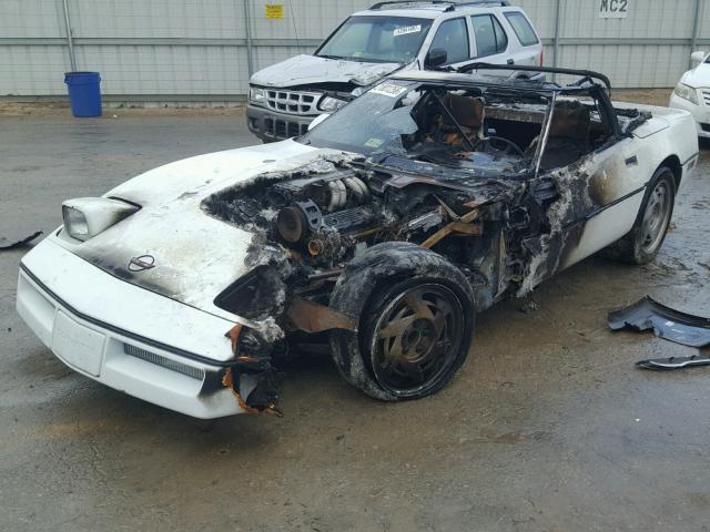 1G1YY3388L5107084 - 1990 CHEVROLET CORVETTE WHITE photo 2