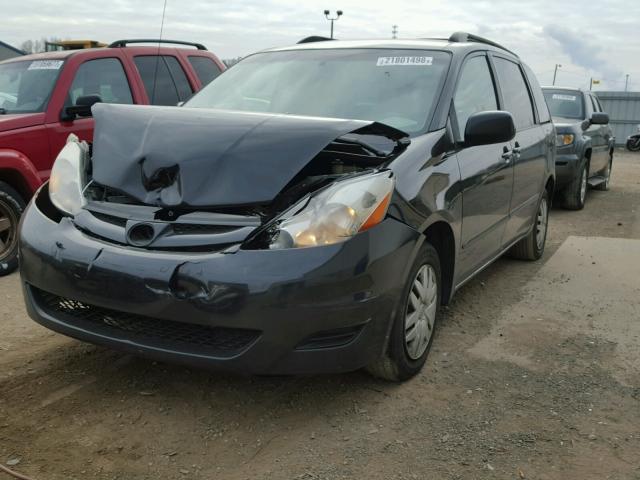 5TDZK23C19S271131 - 2009 TOYOTA SIENNA LE BLACK photo 2