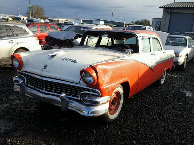 P6RT179318 - 1956 FORD FAIRLANE TWO TONE photo 2