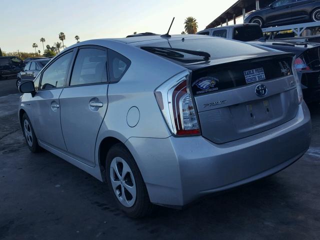 JTDKN3DUXD5562229 - 2013 TOYOTA PRIUS SILVER photo 3