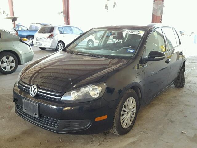 WVWDB7AJ8DW126704 - 2013 VOLKSWAGEN GOLF BLACK photo 2